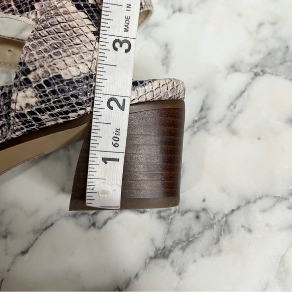 NWOT EARTH MURANO HAZE MULTI TAUPE SNAKESKIN BLOCK HEEL SANDALS 6.5 - Picture 7 of 11